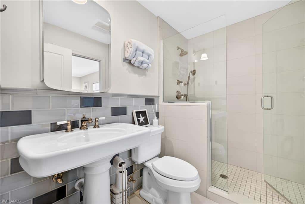 240 Channel Dr, Naples, photo 24