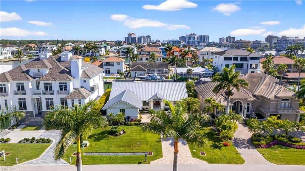240 Channel Dr, Naples, photo 31