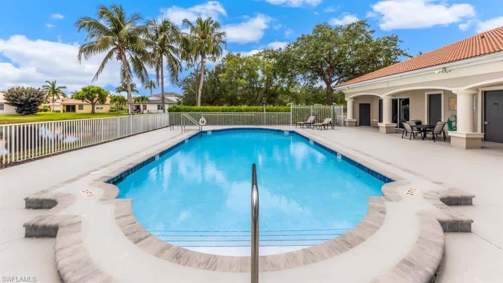 9958 Springlake Cir, Estero, photo 10