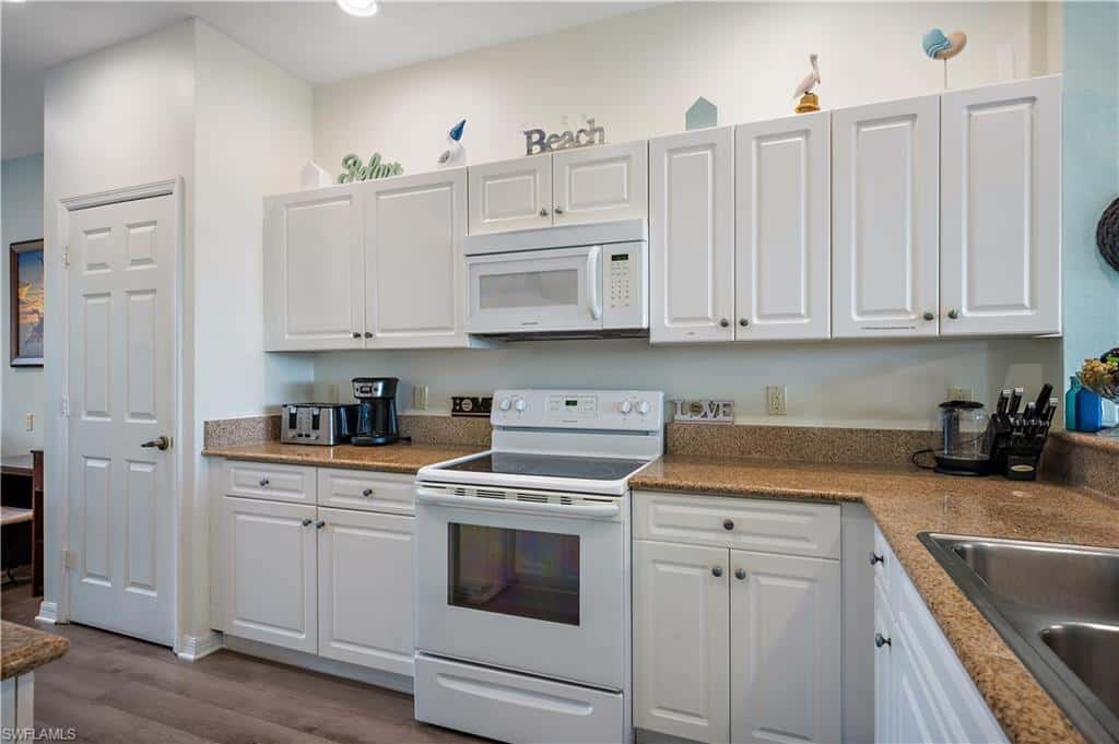 7925 Mahogany Run Ln #923, Naples, photo 8