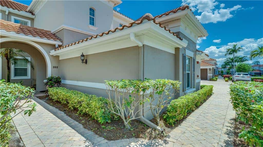 10230 Glastonbury Cir #202, Fort Myers, photo 47