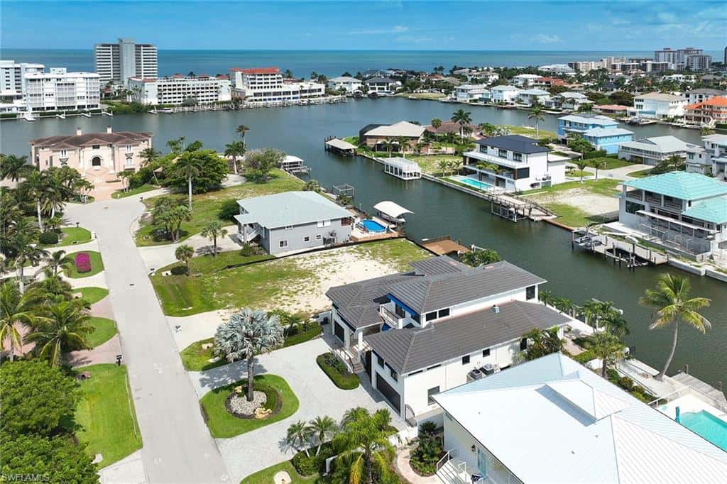 319 Lagoon Ave, Naples, photo 42