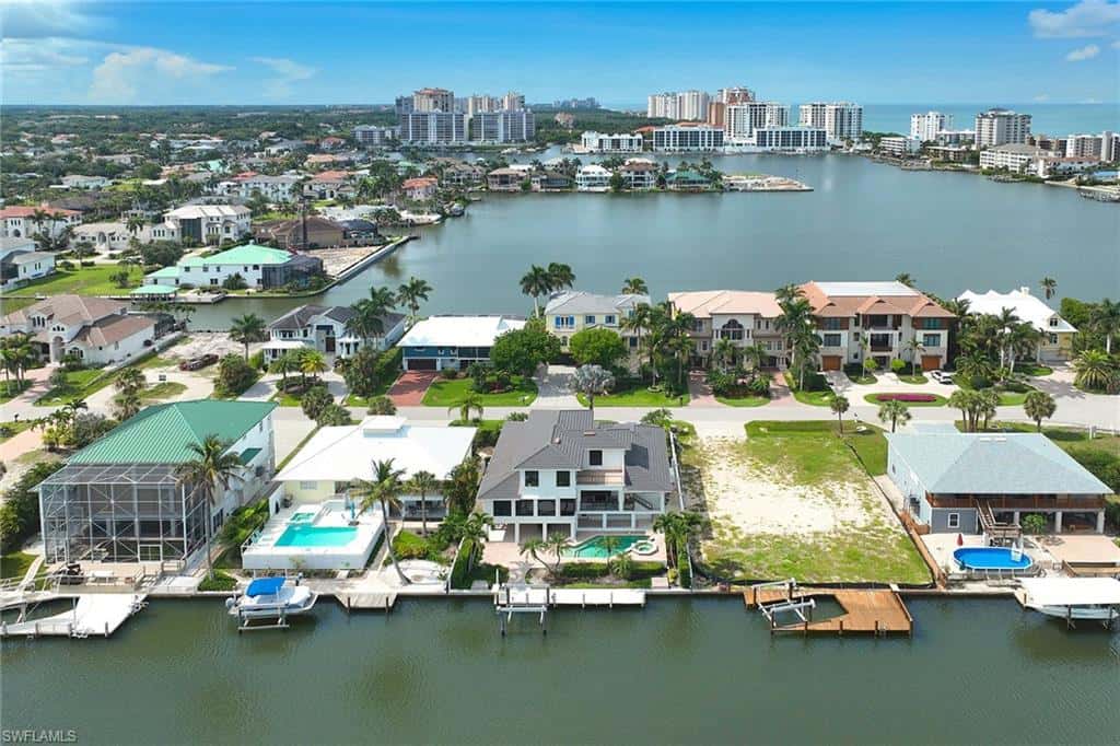 319 Lagoon Ave, Naples, photo 43