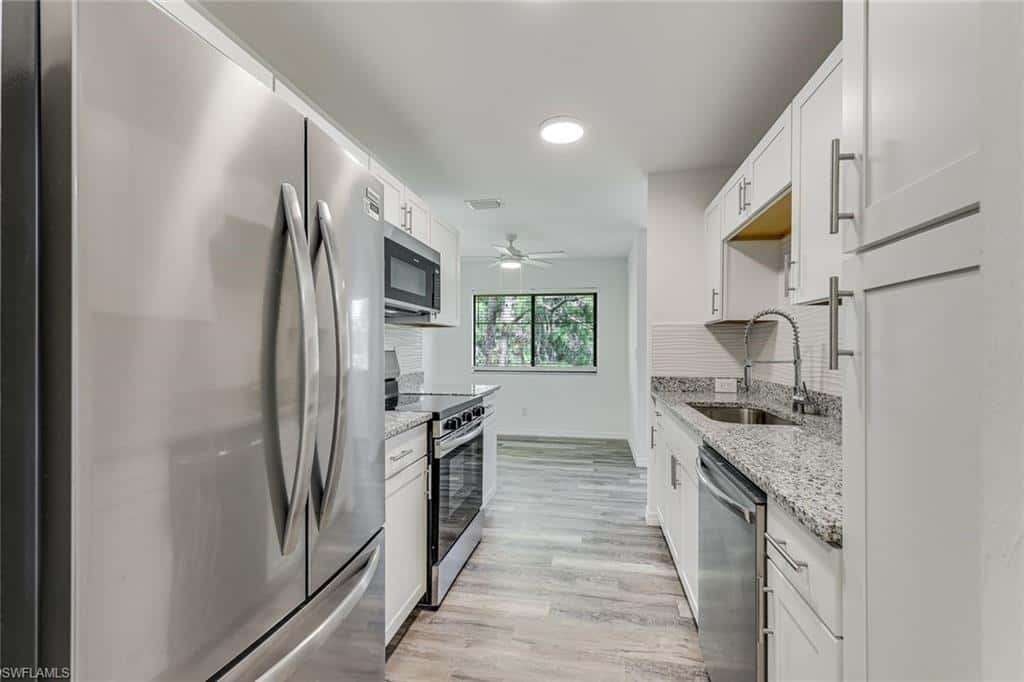 142 Bennington Dr #8, Naples, photo 9