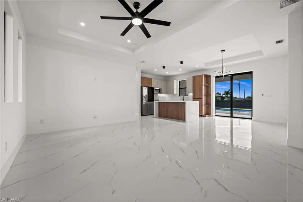 409 25th Pl, Cape Coral, photo 6