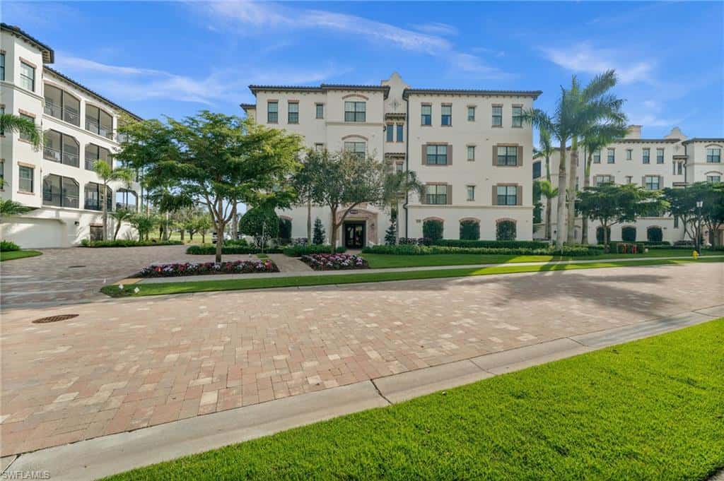 16436 Carrara Way #102, Naples, photo 31