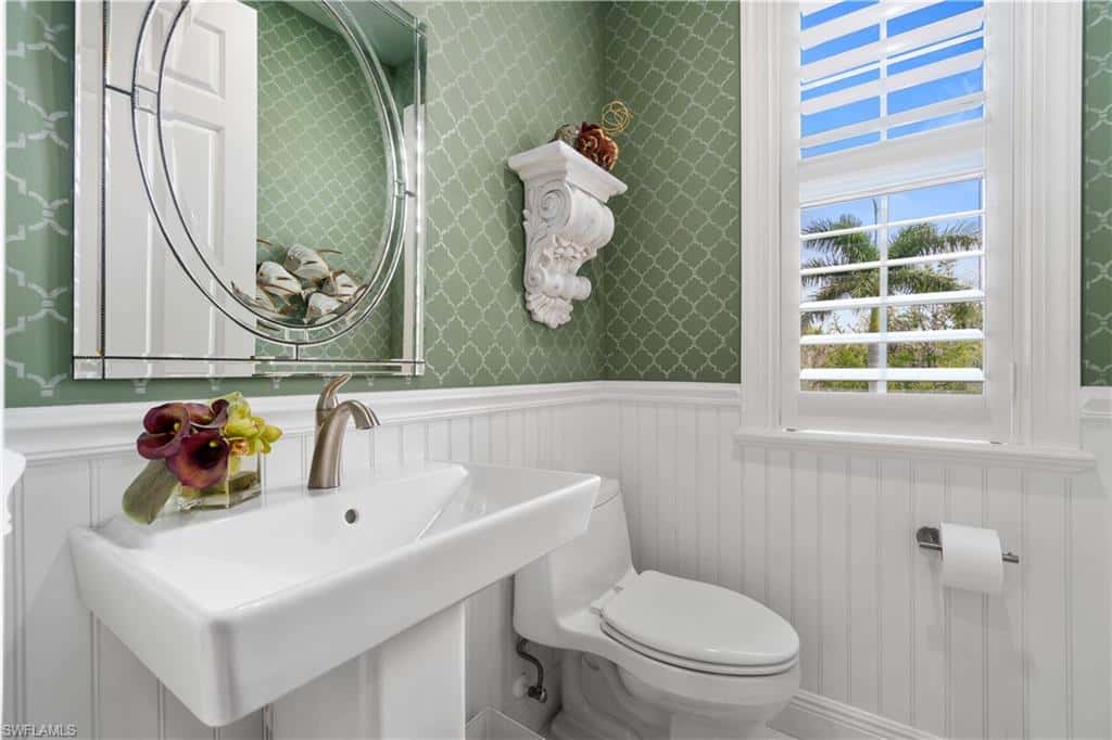 225 Bayfront Dr, Bonita Springs, photo 28