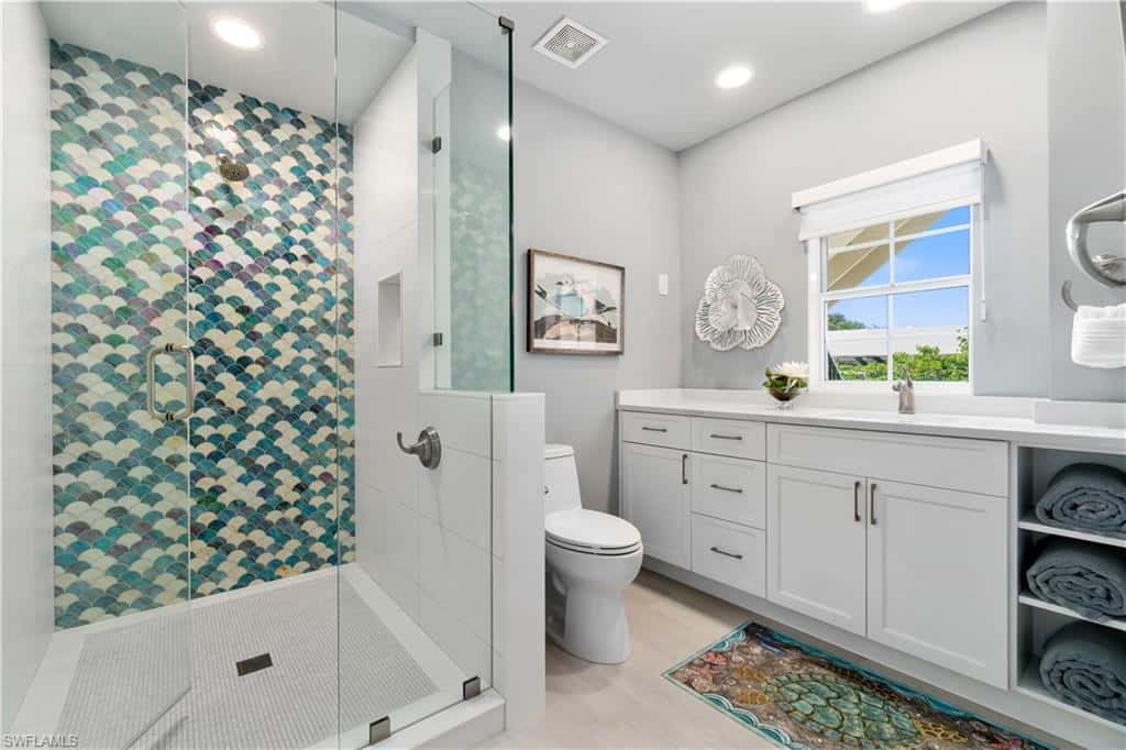225 Bayfront Dr, Bonita Springs, photo 34