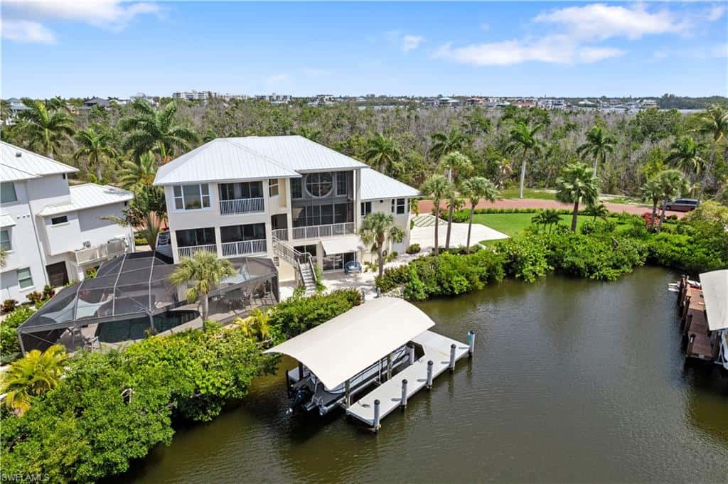 225 Bayfront Dr, Bonita Springs, photo 37