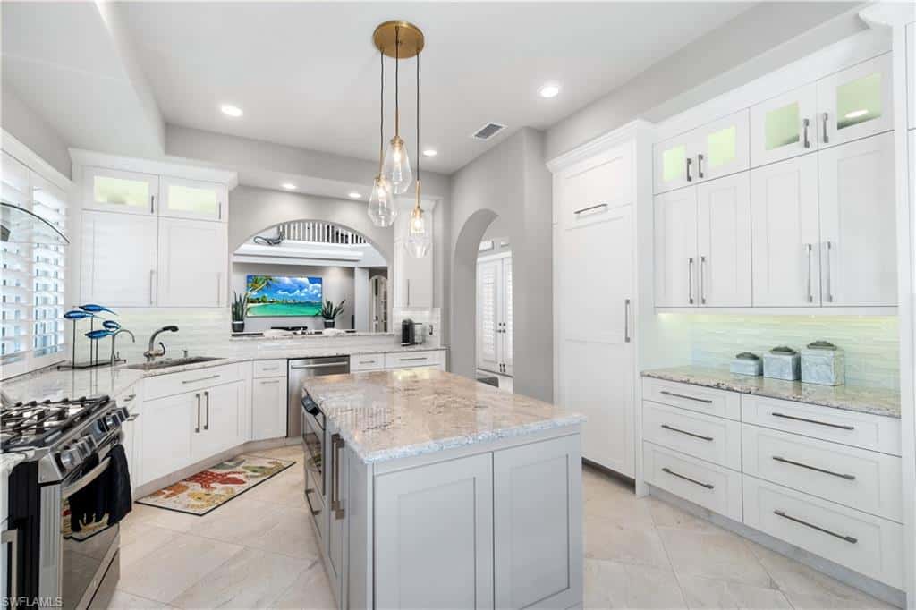 225 Bayfront Dr, Bonita Springs, photo 11