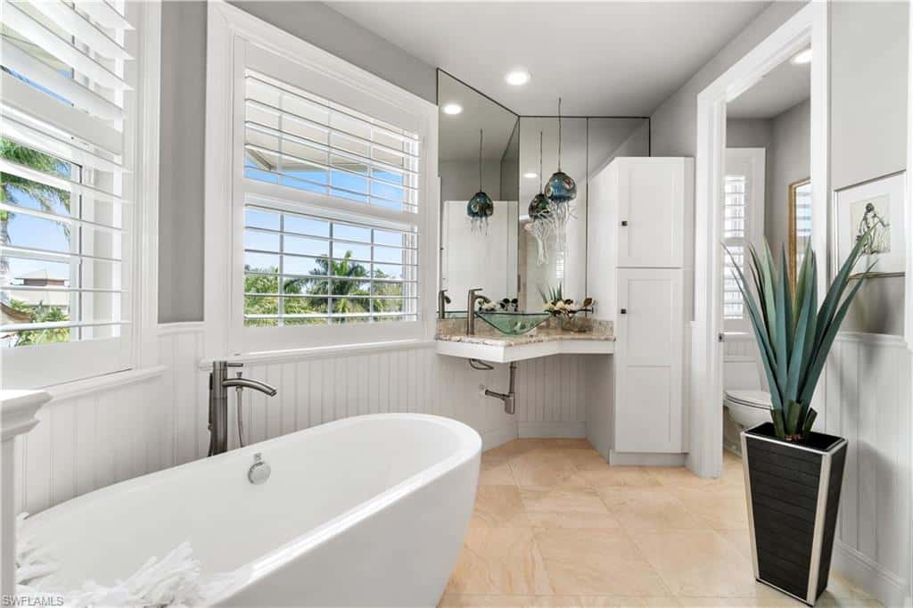 225 Bayfront Dr, Bonita Springs, photo 21