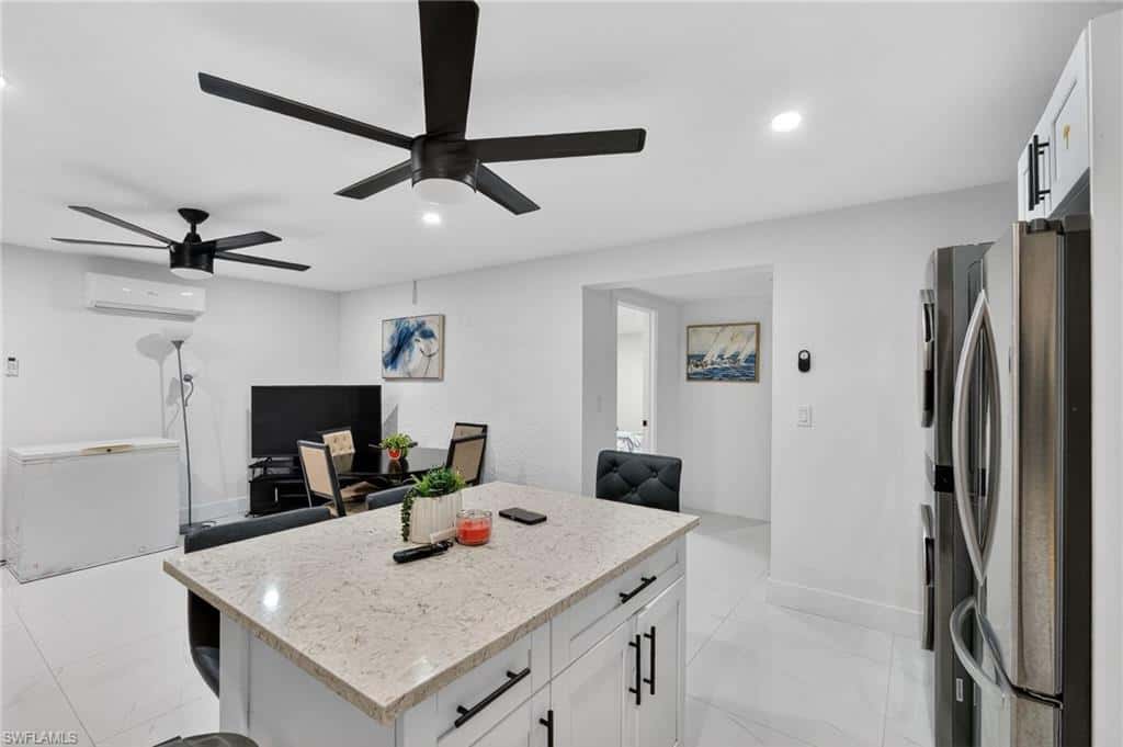 361 27th St, Naples, photo 39