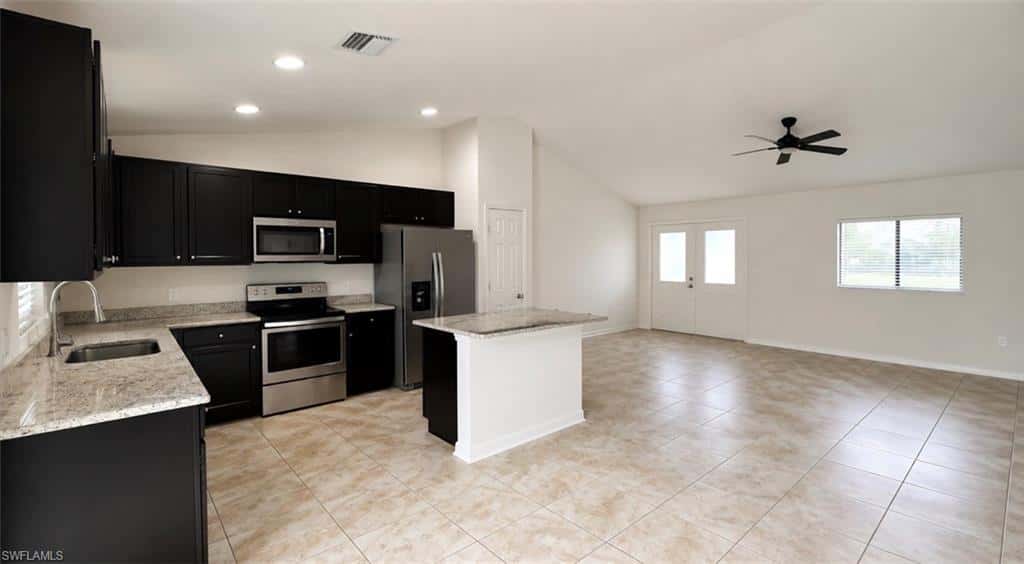 2208 42nd Pl, Cape Coral, photo 5