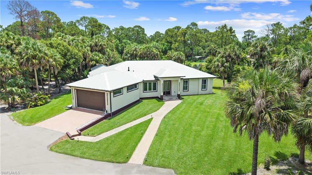 556 6th St, Naples, photo 43