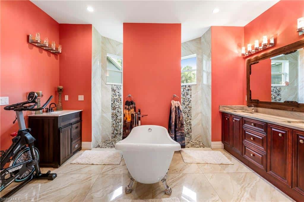 556 6th St, Naples, photo 26