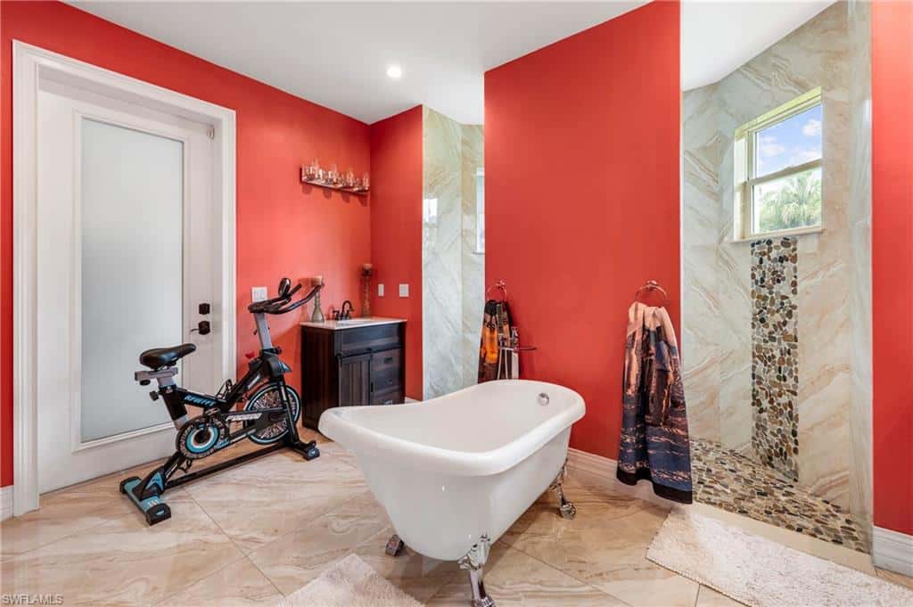 556 6th St, Naples, photo 28