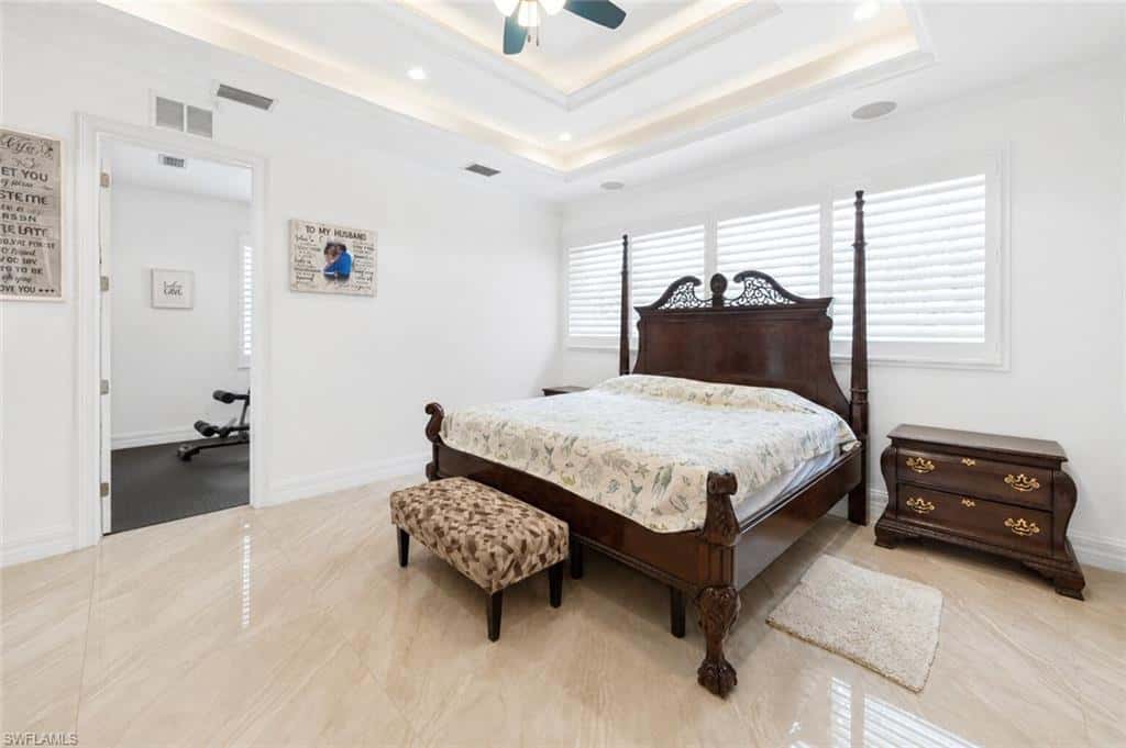 556 6th St, Naples, photo 20