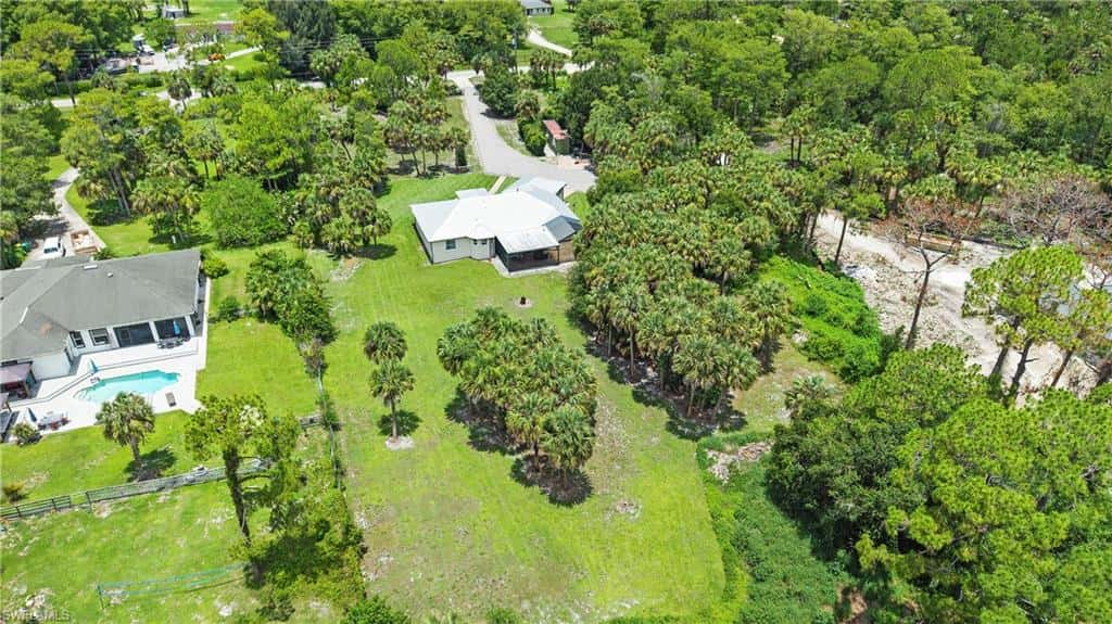 556 6th St, Naples, photo 50