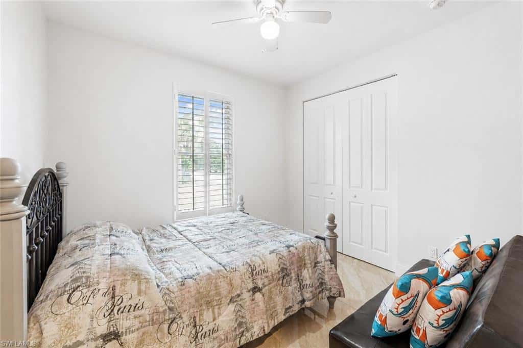 556 6th St, Naples, photo 31