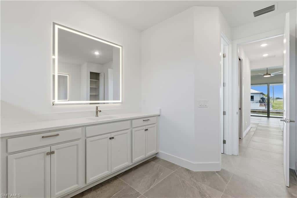 1241 33rd Ave, Cape Coral, photo 35