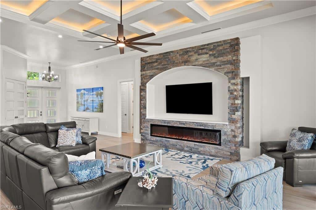1311 Riverbend Dr, Labelle, photo 9