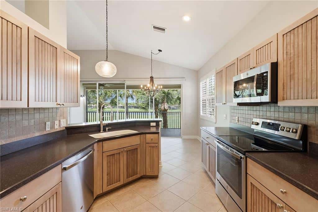 10462 Autumn Breeze Dr #202, Estero, photo 4