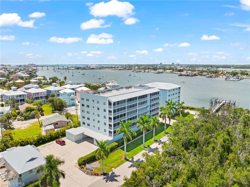 345 Mango St #605, Fort Myers Beach, photo 43