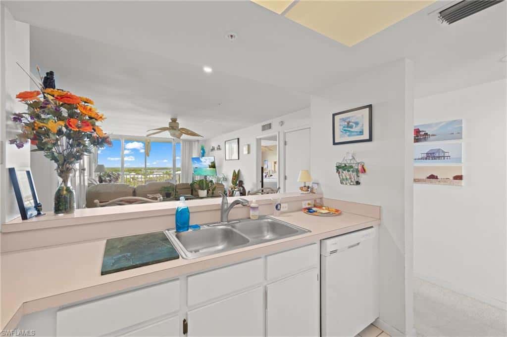 345 Mango St #605, Fort Myers Beach, photo 20