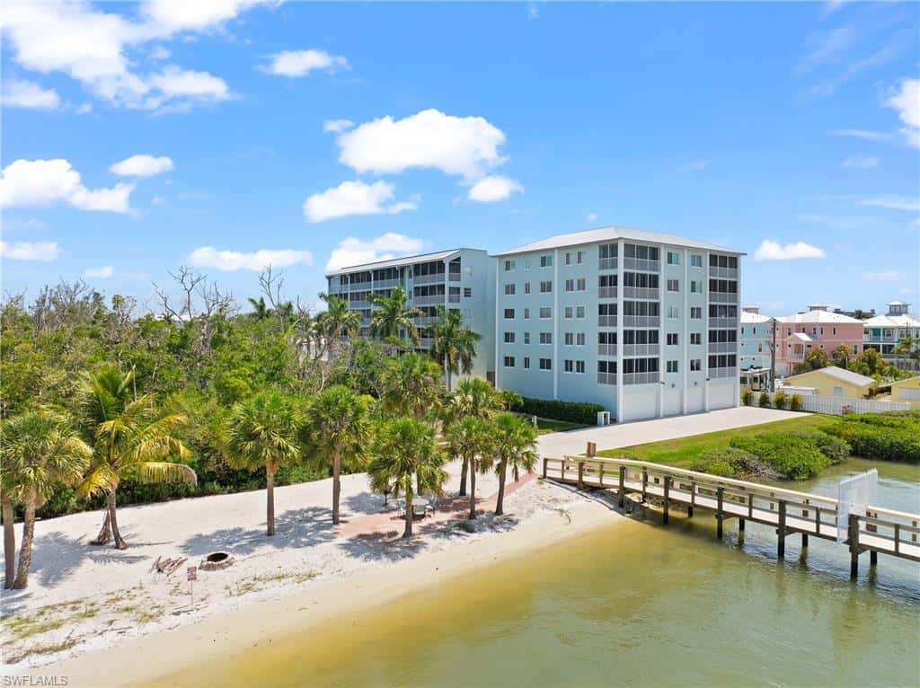 345 Mango St #605, Fort Myers Beach, photo 48
