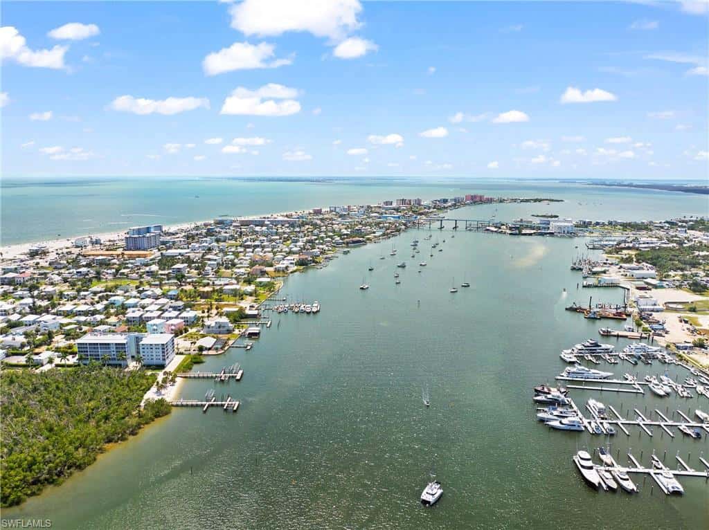 345 Mango St #605, Fort Myers Beach, photo 11