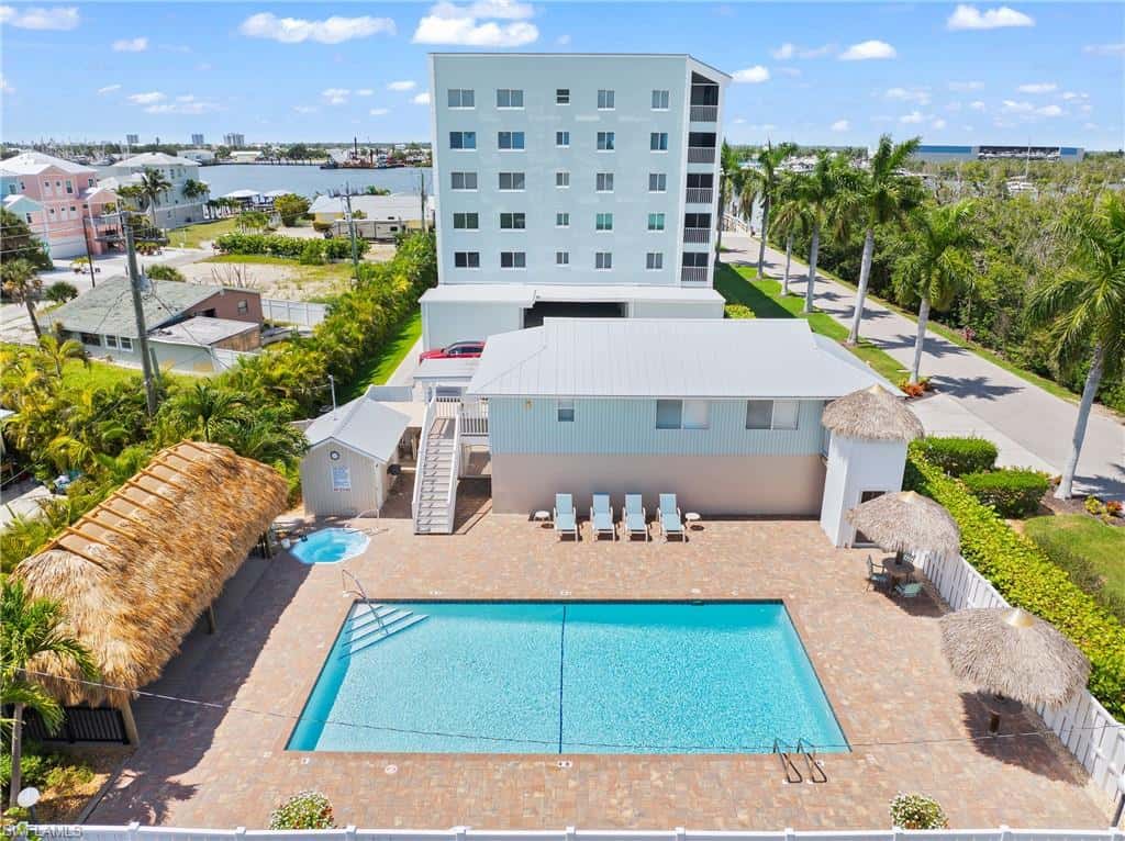 345 Mango St #605, Fort Myers Beach, photo 8