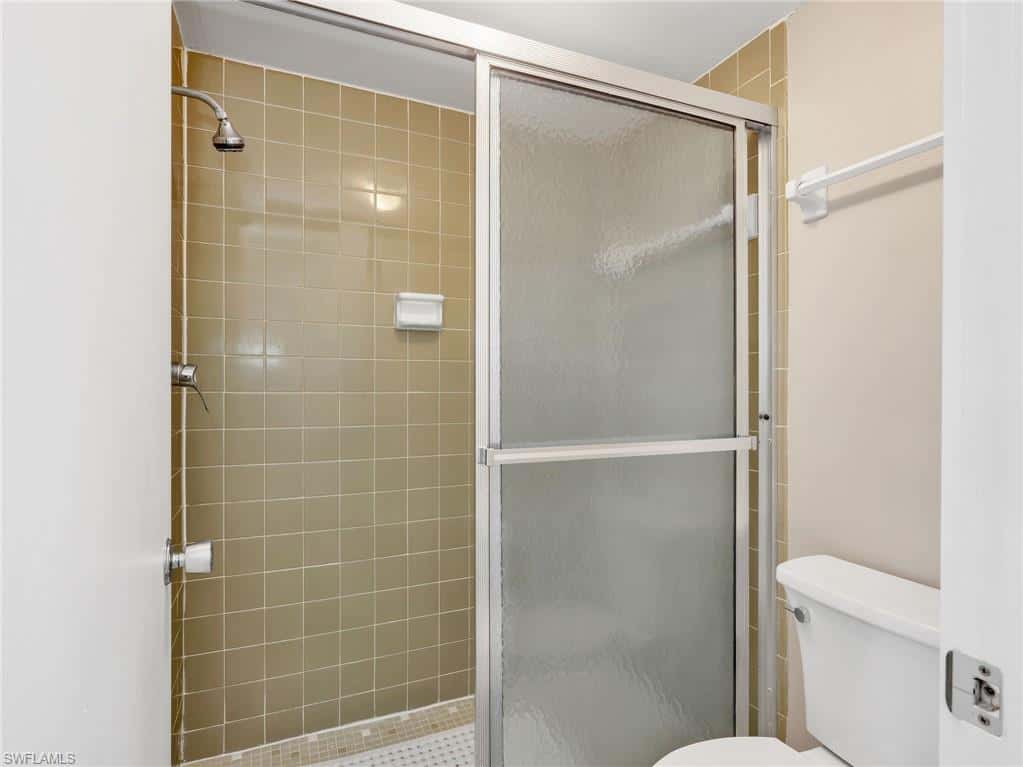 300 Valley Stream Dr #8a, Naples, photo 22