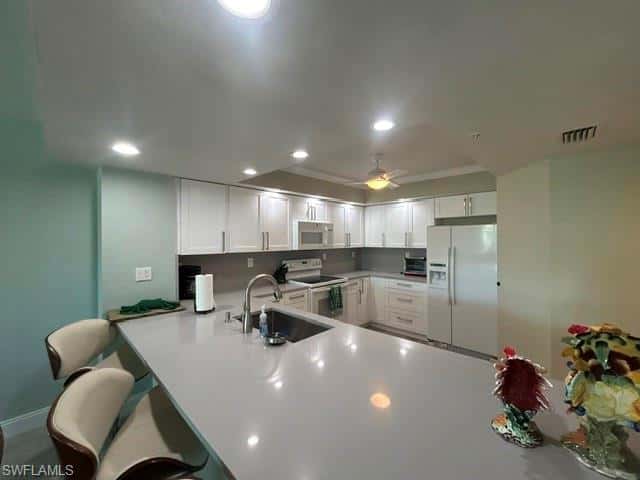 21 Bluebill Ave #303, Naples, photo 7