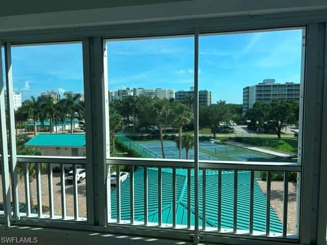 21 Bluebill Ave #303, Naples, photo 5