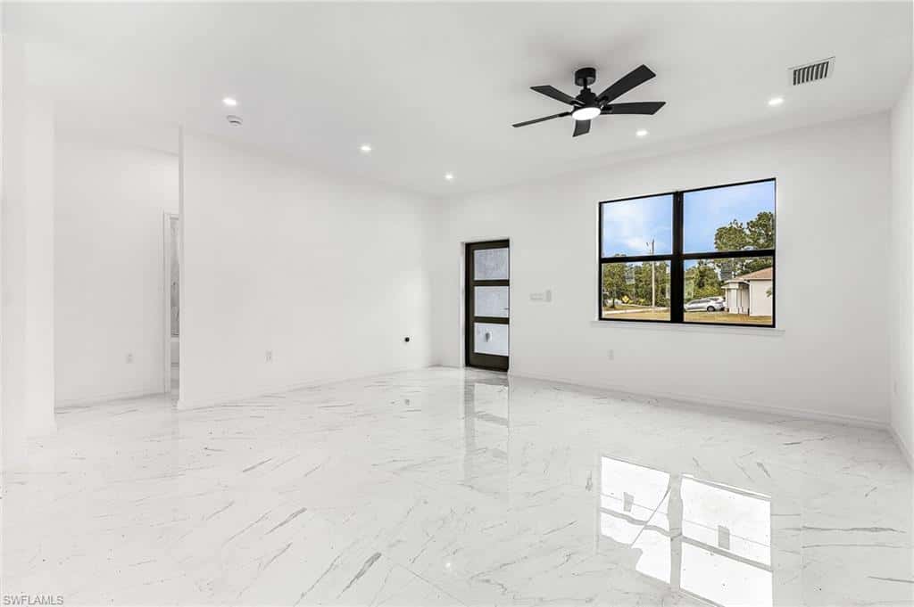 614 9th St, Cape Coral, photo 5