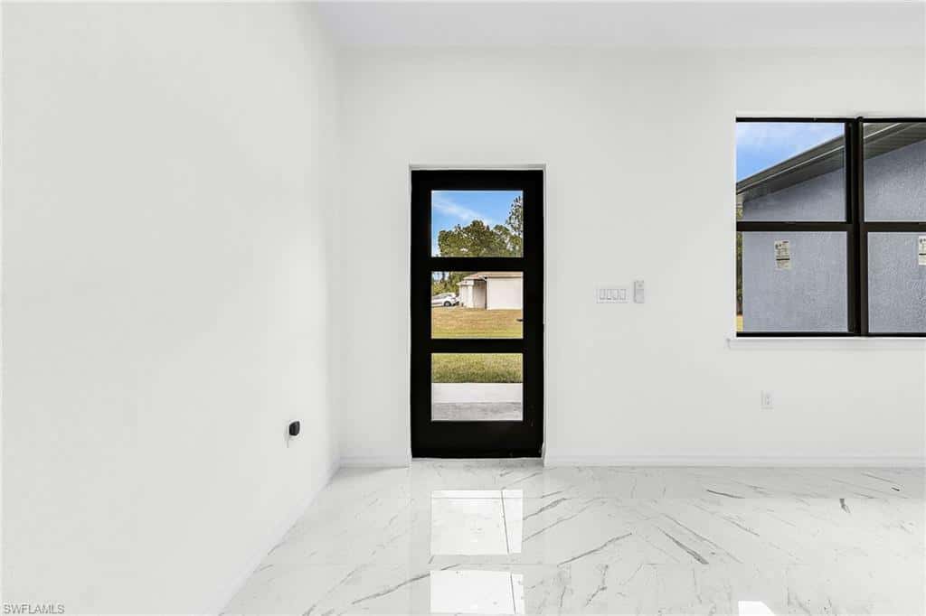 614 9th St, Cape Coral, photo 4