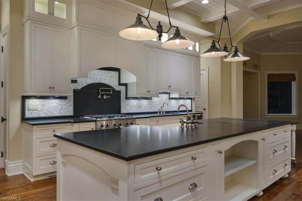 2263 Coach House Ln, Naples, photo 18