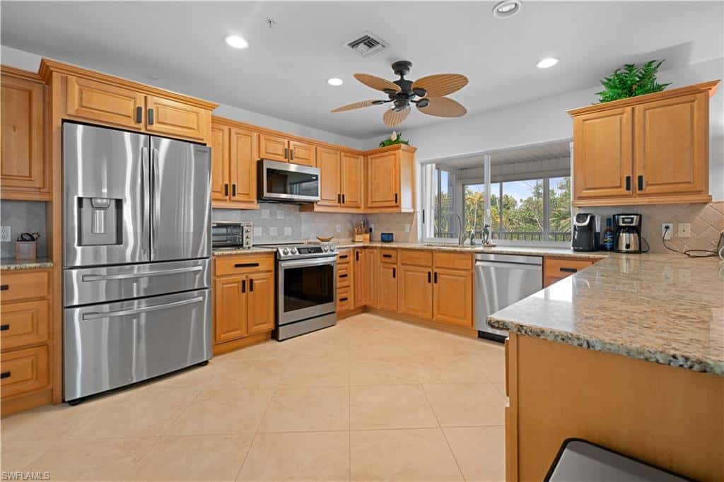 116 Sand Dollar Dr, Fort Myers Beach, photo 7