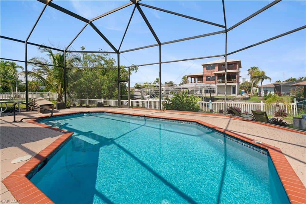 116 Sand Dollar Dr, Fort Myers Beach, photo 5