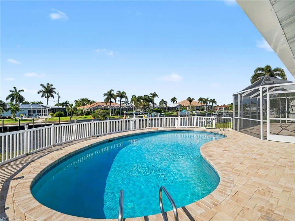 548 Belvedere Ct, Punta Gorda, photo 4