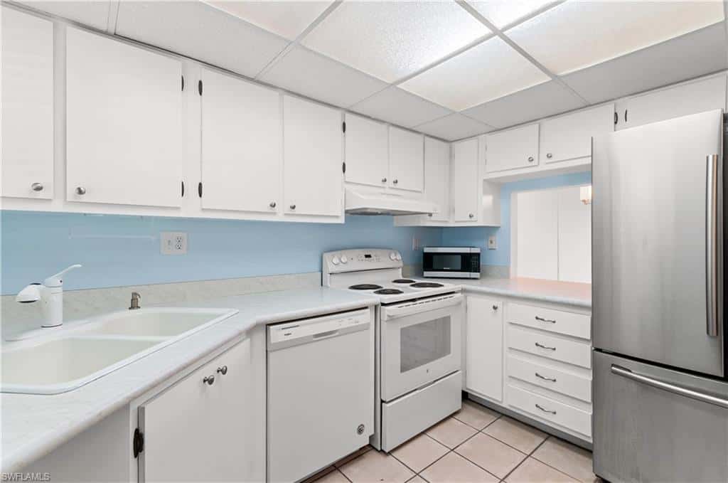 13 High Point Cir #209, Naples, photo 11