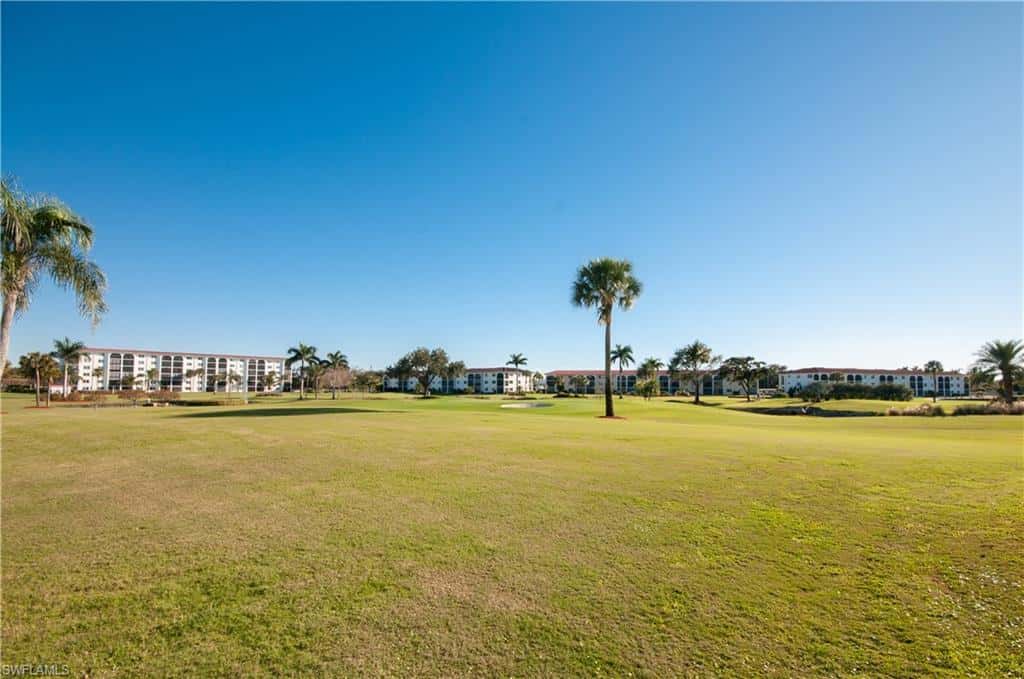 13 High Point Cir #209, Naples, photo 4
