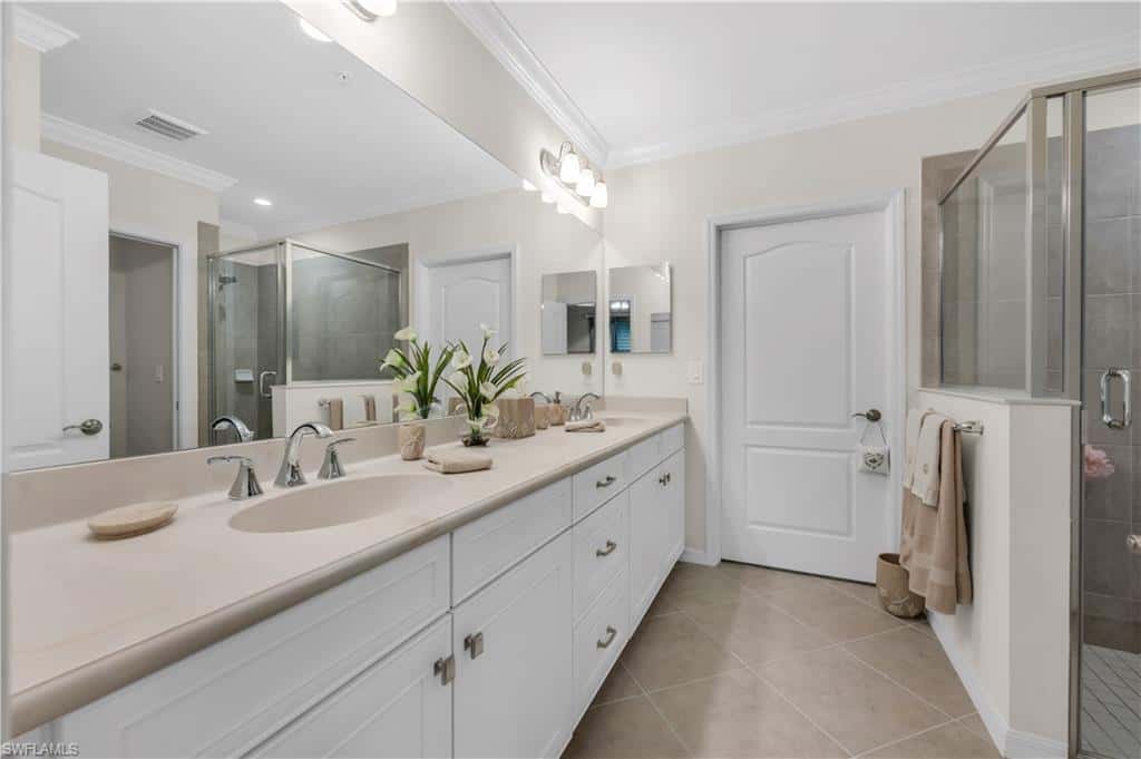 6959 Avalon Cir #1702, Naples, photo 9