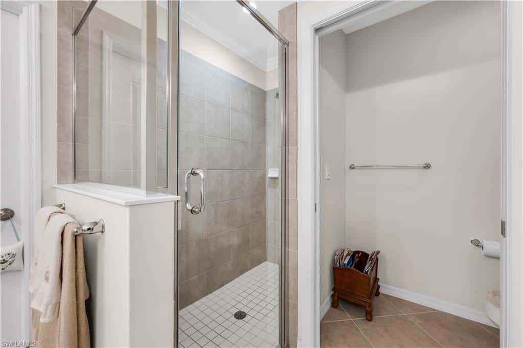 6959 Avalon Cir #1702, Naples, photo 10
