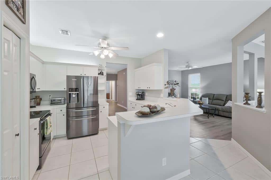 1340 Charleston Square Dr #101, Naples, photo 6