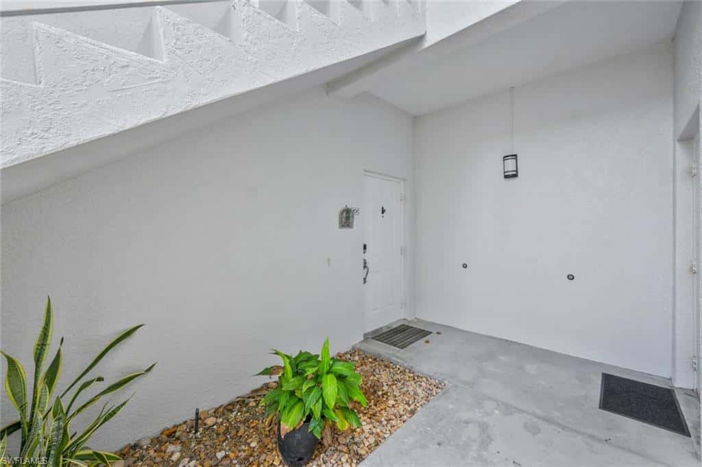 1340 Charleston Square Dr #101, Naples, photo 18