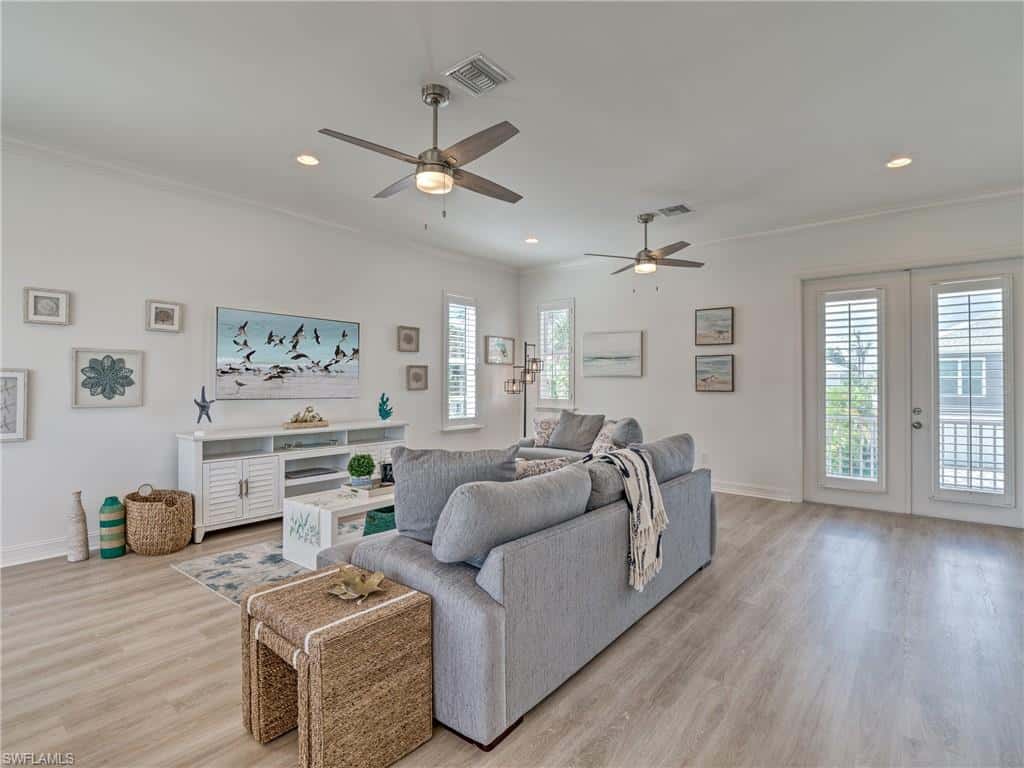 276 Delmar Ave, Fort Myers Beach, photo 6