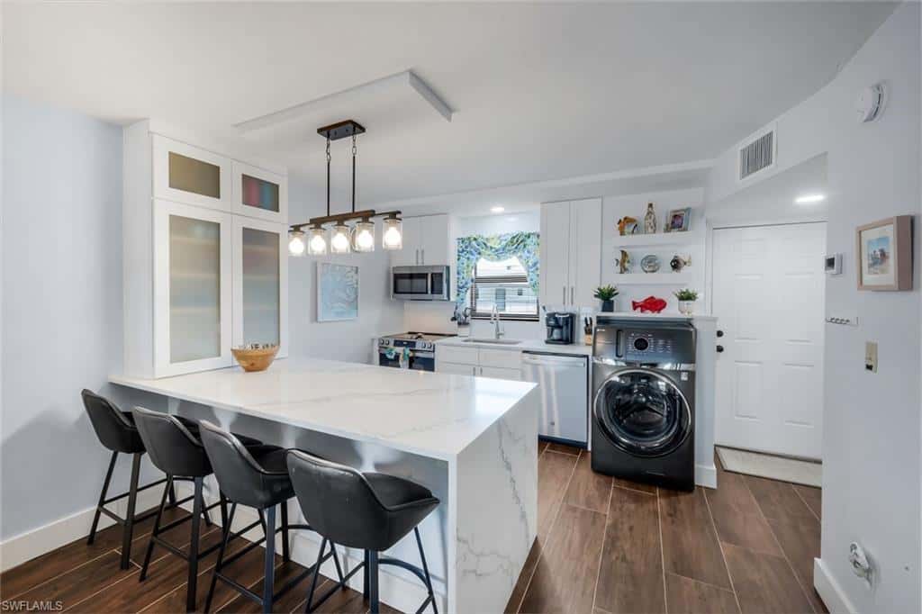 1023 Anglers Cv #e505, Marco Island, photo 5