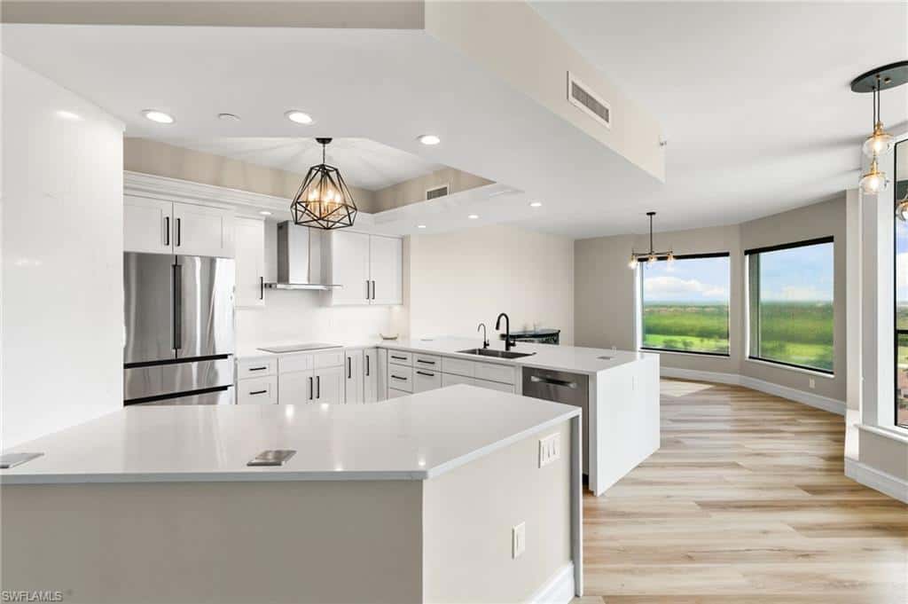 1060 Borghese Ln #902, Naples, photo 9