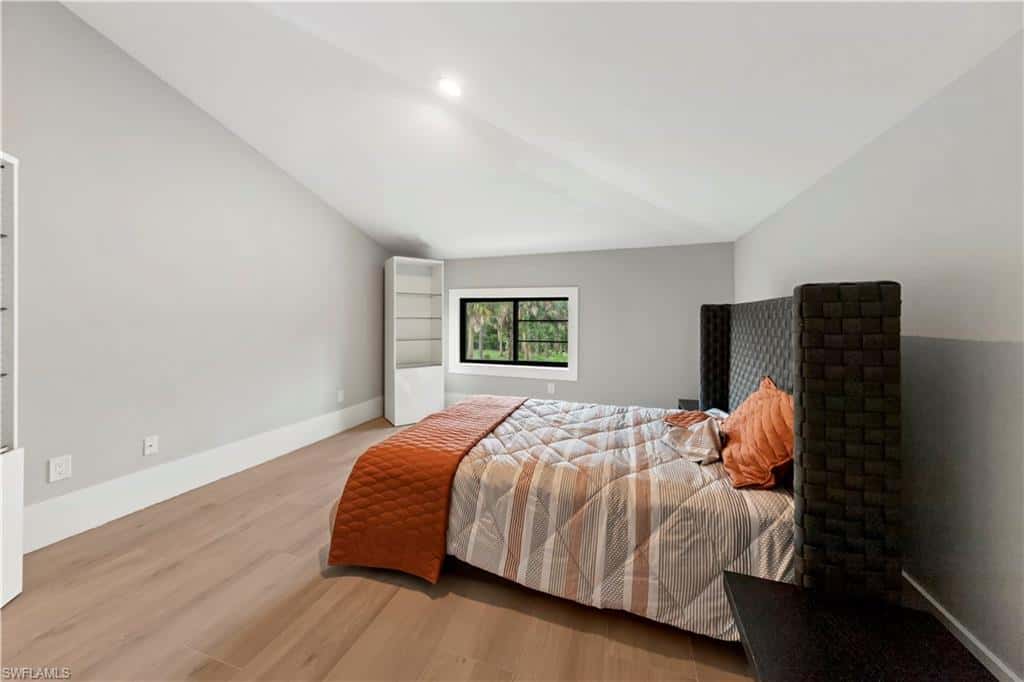 1361 Golden Gate Blvd, Naples, photo 28
